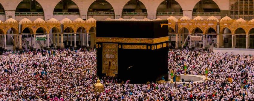 Complete Guide to an Affordable and Spiritual Journey from Dubai